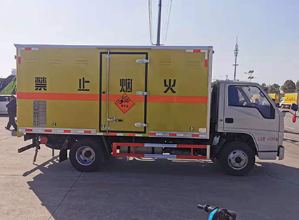 长子爆破器材运输车技术升级与安全合规新趋势